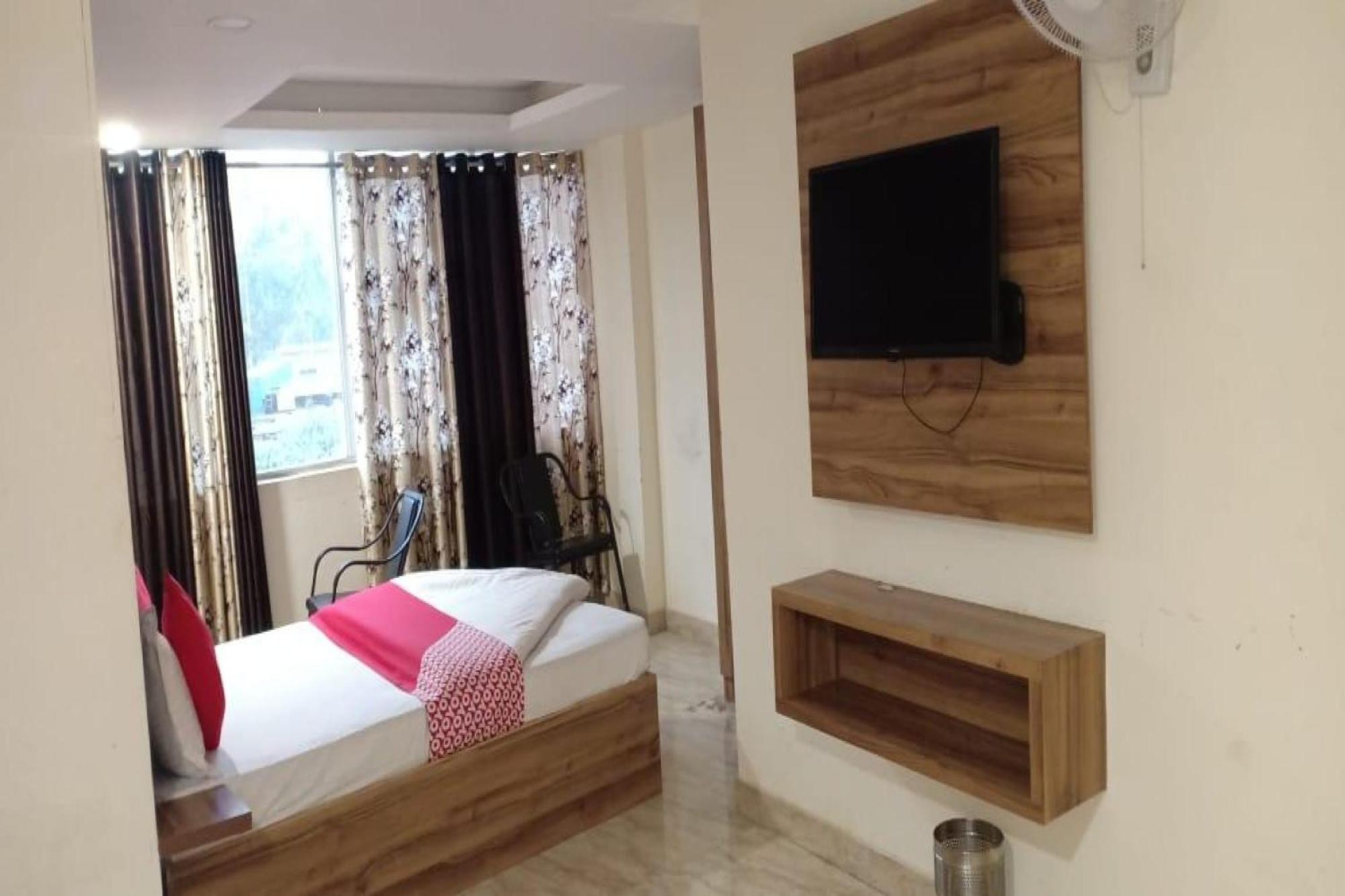 Hotel O Cloud 9